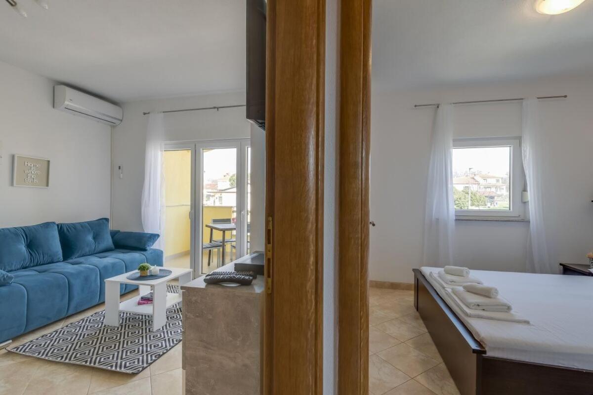 Apartments Rondine 1 カリガドル エクステリア 写真