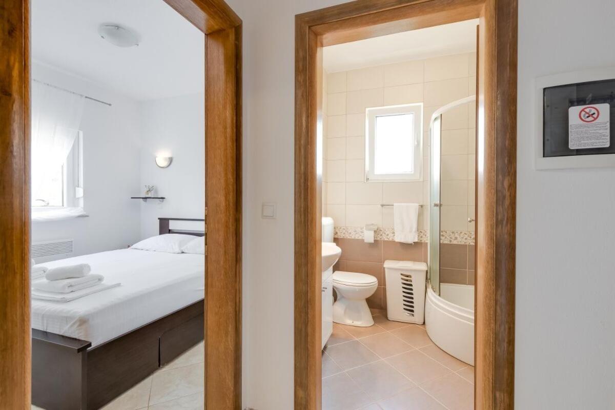 Apartments Rondine 1 カリガドル エクステリア 写真
